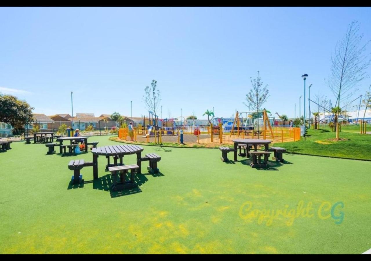 K90 - Chalet - Parkdean Resorts, Camber Sands Dış mekan fotoğraf